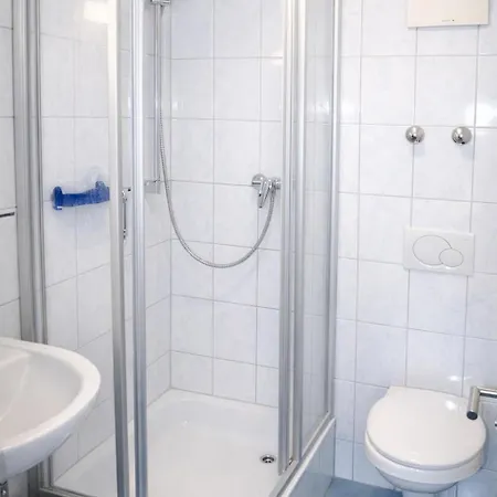 Otel Discovery 3*