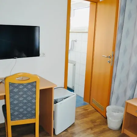 디스커버리 호텔