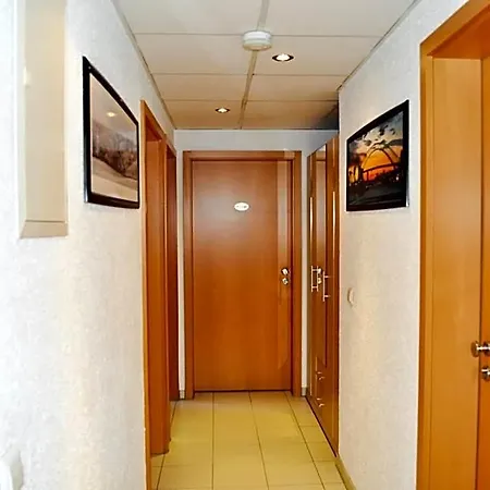 Discovery Hotel