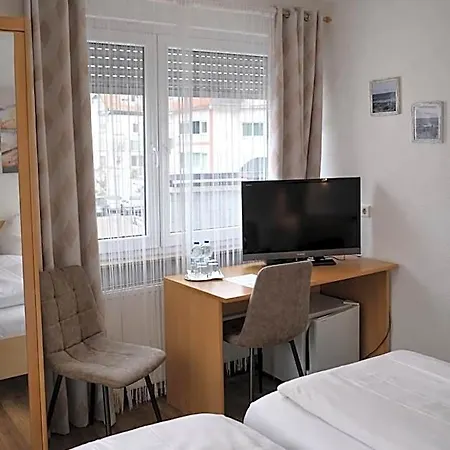 Hotel Discovery 3*