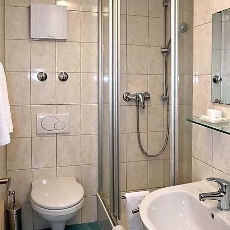 Hotel Discovery Estugarda