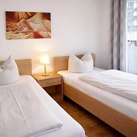 Discovery Hotel 3*