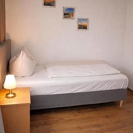 Hotel Discovery 3*